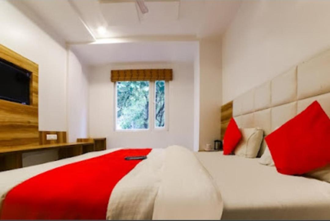 ניו דלהי Hotel Awesome International מראה חיצוני תמונה